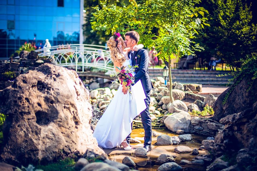 Fotografo di matrimoni Denis Fadeev (den23rus). Foto del 10 novembre 2014