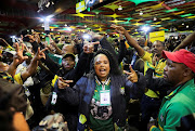 Delegates chant slogans calling for a change in leadership during the nomination process of the top African National Congress (ANC) officials in the 55th National Conference of the ruling African National Congress (ANC) at the Nasrec Expo Centre in Johannesburg, South Africa, December 18, 2022. 