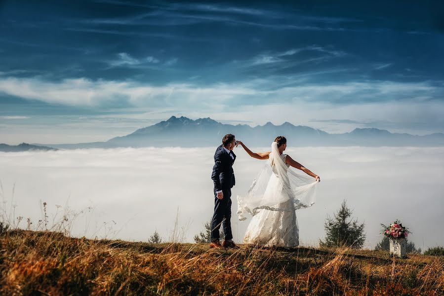 Fotografo di matrimoni Mateusz Marzec (wiosennydesign). Foto del 14 dicembre 2019