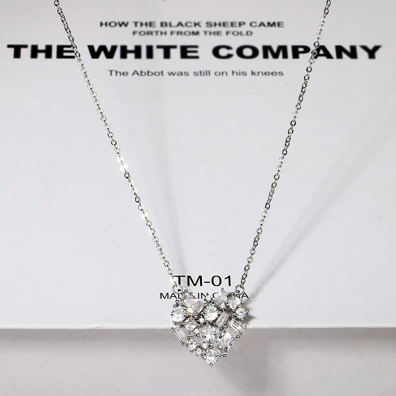 Zircon Clavicle Chain Simple Love
