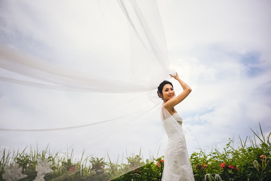 Fotografo di matrimoni Arya Sentanoe (aryasentanoe). Foto del 8 aprile 2016