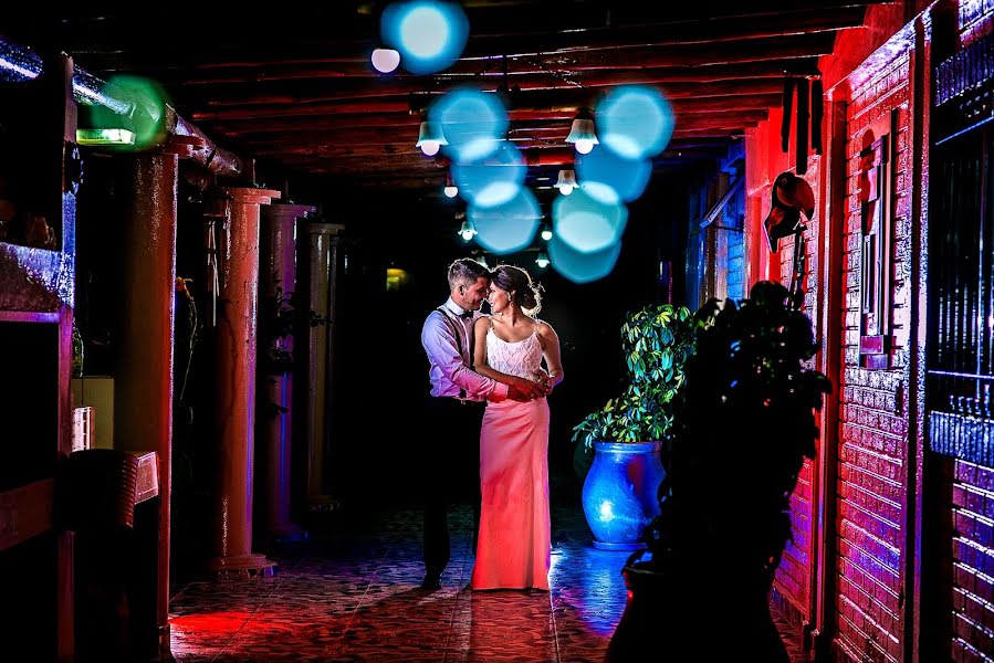 Fotógrafo de casamento Adrian Zussino (adrianzussino). Foto de 23 de janeiro 2018