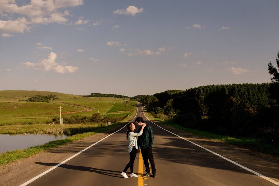 Fotografo di matrimoni Daiana Fuelber (daianafuelber). Foto del 2 maggio 2020