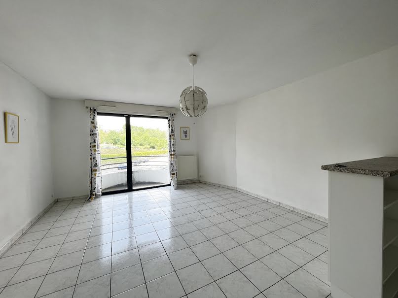 Location  appartement 2 pièces 44 m² à Rodez (12000), 440 €