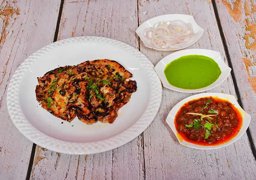 2 Aloo Kulcha With Chole And Raita