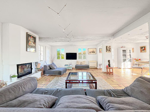 Propriété avec piscine 5