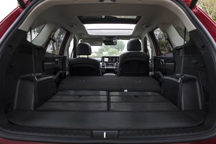 With the second- and third-row seating folded flat the Sorento offers impressive load-hauling ability.