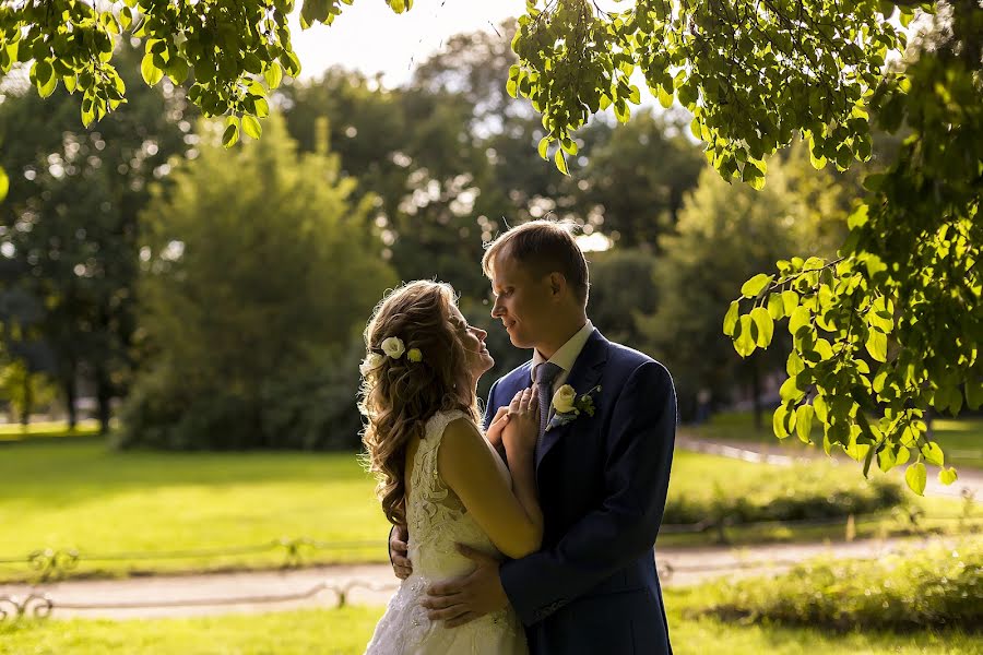 Fotógrafo de casamento Anna Kireeva (annaivanova). Foto de 3 de fevereiro 2017