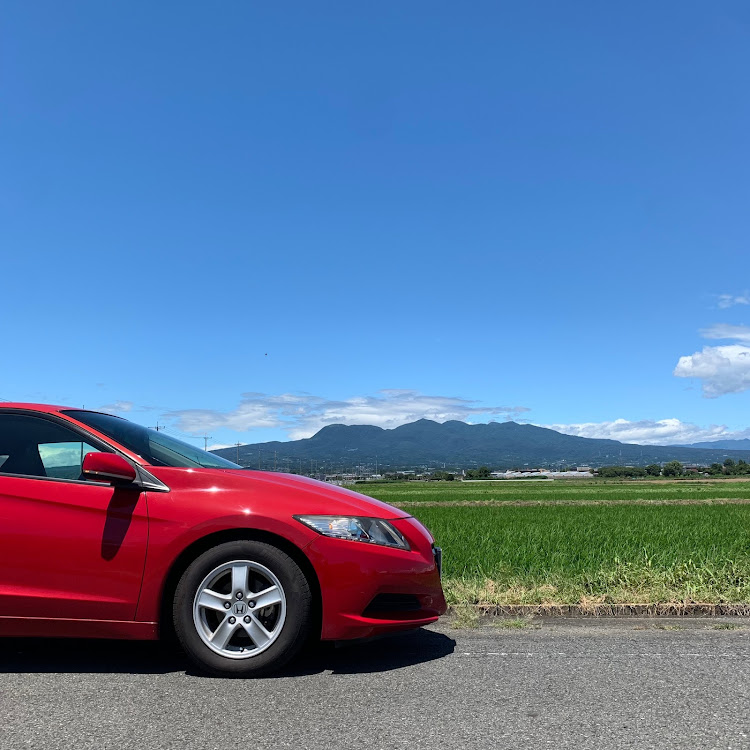 CR-Zの田園風景・赤城山・赤い車・インチダウン・15インチに関するカスタム事例の投稿画像1枚目