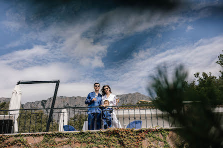 Fotógrafo de casamento Slava Semenov (ctapocta). Foto de 10 de janeiro 2022