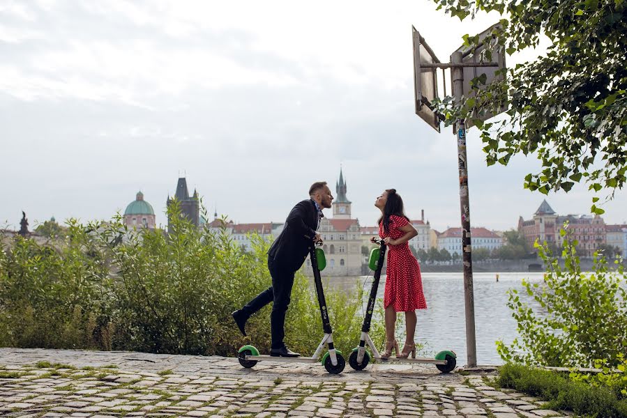 Wedding photographer Konstantin Zhdanov (crutch1973). Photo of 23 October 2019