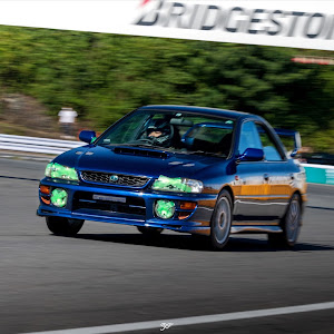 インプレッサ WRX GC8