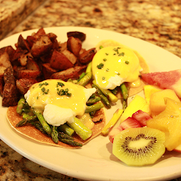 Spinach or asparagus Crepe Benedict