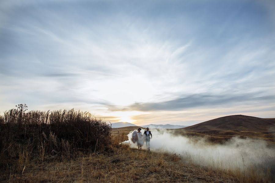 Wedding photographer Dasha Kopylova (dashkinn). Photo of 20 March 2018