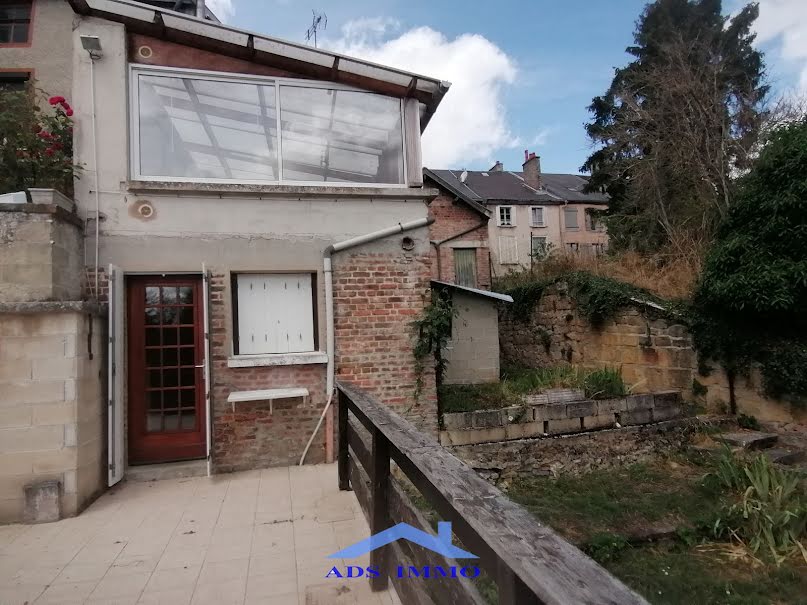 Vente maison 4 pièces 116 m² à Vouziers (08400), 86 000 €