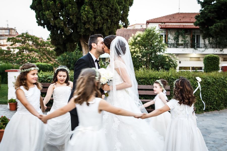 Fotografo di matrimoni Thomas Tsimpris (tsimpris). Foto del 18 maggio 2015