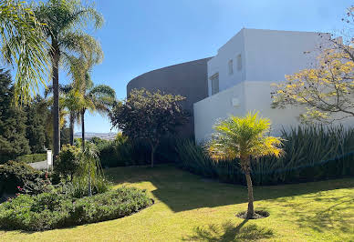 House with garden and terrace 3