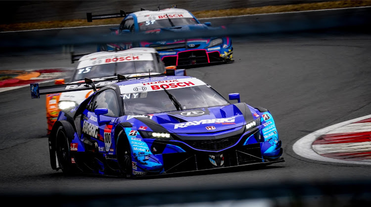 N-WGN カスタムのスーパーGT・最終戦・レイブリックNSX・α7Ⅲ・シグマ 100-400 dg dnに関するカスタム事例の投稿画像1枚目