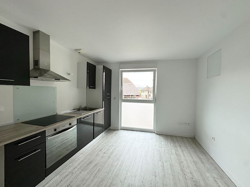 Vente appartement 1 pièce 50 m² à Chalèze (25220), 113 000 €