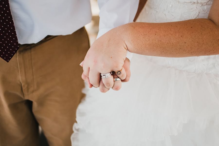 Fotografo di matrimoni Jennifer Divine (jenniferdivine). Foto del 8 settembre 2019