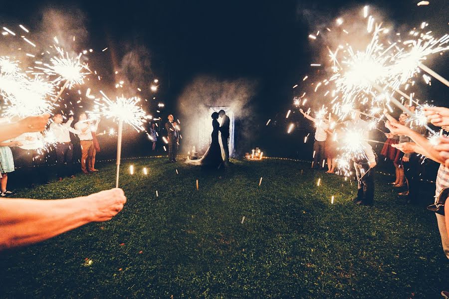 Bröllopsfotograf Mariya Korneeva (tzzza). Foto av 15 augusti 2016