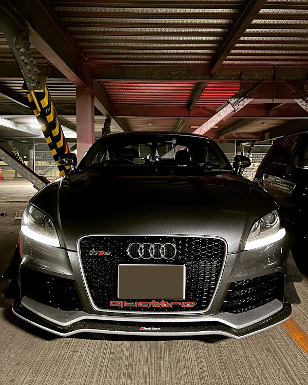 TT RS クーペのOZレーシング・アウディ TT・TTRS・RS3・GOLF 7.5Rに関するカスタム事例の投稿画像1枚目