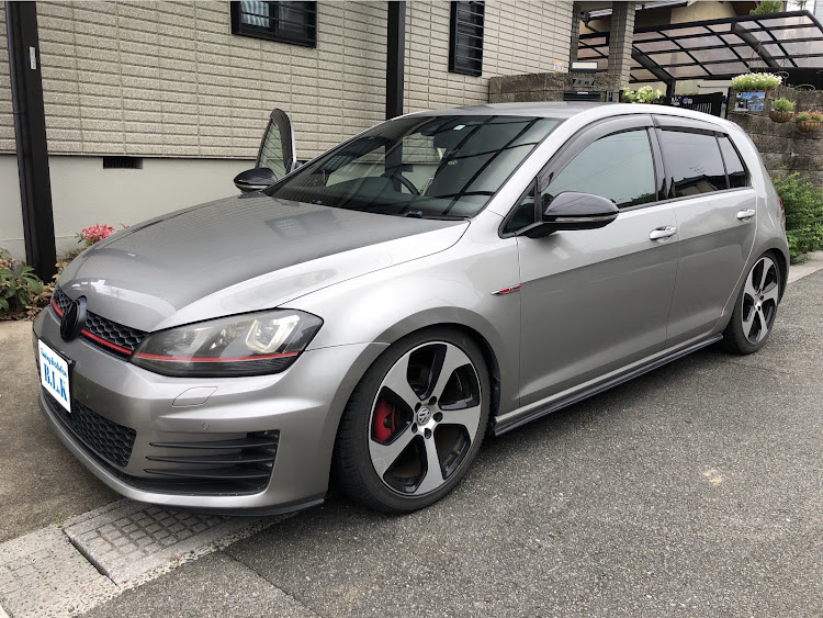 ゴルフGTIのTuning Evolution B.L.K・自分の車のレアパーツ・コーディング・真顔で仕事・今日は完璧に関するカスタム事例の投稿画像7枚目