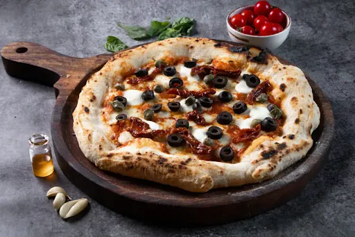 Sundried Tomatoes And Caper Pizza [11 Inches]