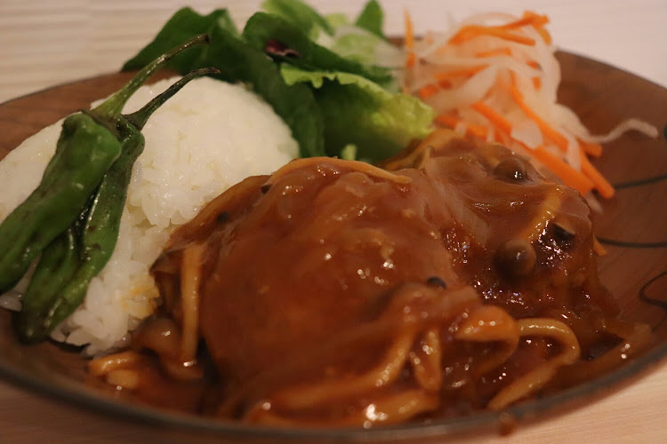 甘えび©️さんが投稿した飯テロ・深夜料理部・タイヤ交換に関するカスタム事例の投稿画像3枚目