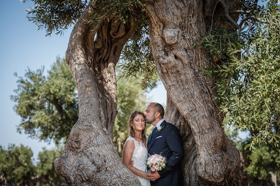 Wedding photographer Antonio Leuci (leuci). Photo of 4 April 2023