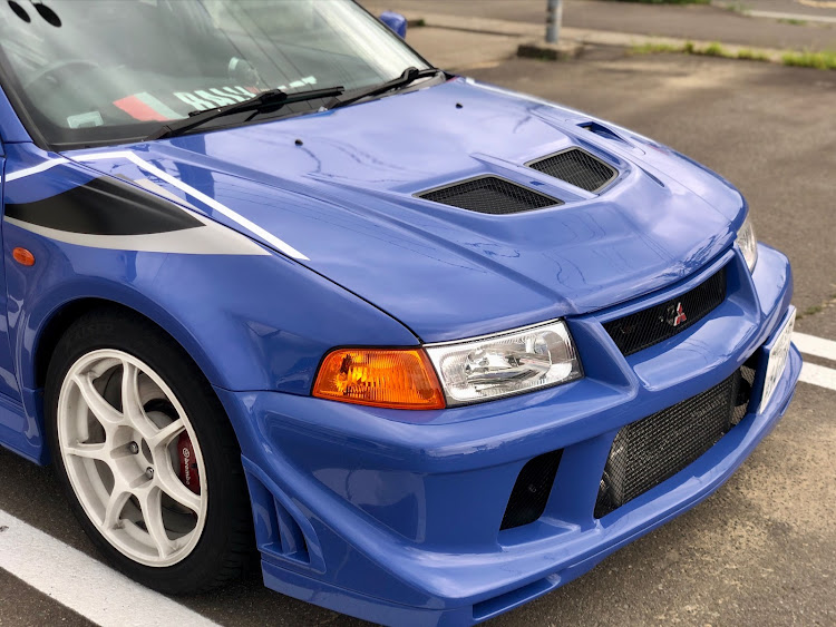 ランサーエボリューションの秋田・ランサーエボリューション・洗車・スリーボンド・ランスブルーに関するカスタム事例の投稿画像1枚目