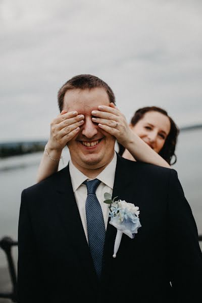 Fotografo di matrimoni Zsófia Molnár (fjordenweddings). Foto del 27 febbraio 2020