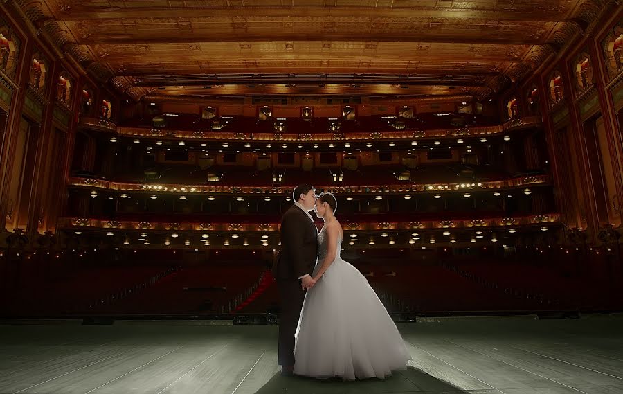 Fotografo di matrimoni Sandro Castellanos (sandrocastellan). Foto del 14 gennaio 2019