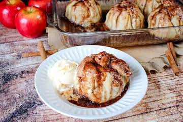 Homemade Apple Dumplings