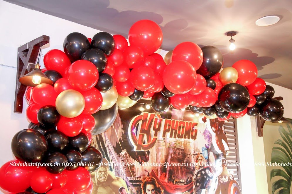 trang trí sinh nhật chủ đề avengers