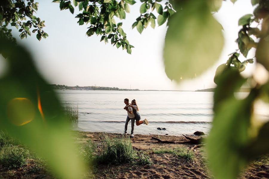 Fotógrafo de bodas Tonya Dokuchaeva (antoninadok). Foto del 10 de junio 2019