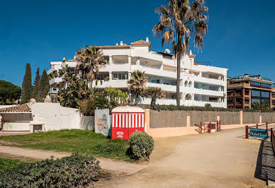 Appartement avec terrasse et piscine 2