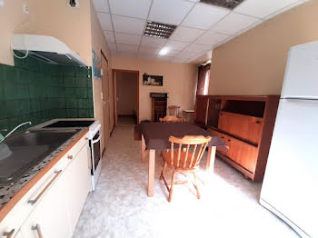 appartement à Villecomtal (12)