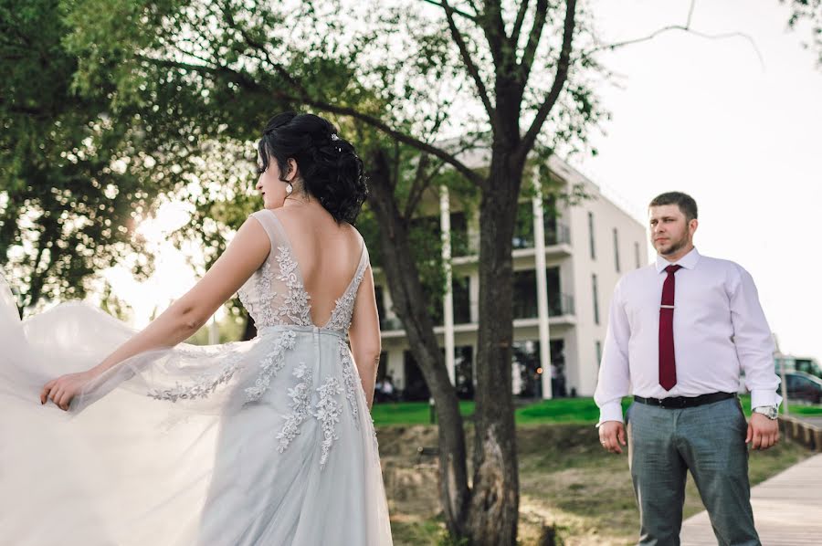 Fotógrafo de bodas Olga Lebed-Latysheva (lebed). Foto del 14 de marzo 2020