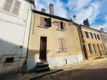 maison à Saint-Fargeau (89)