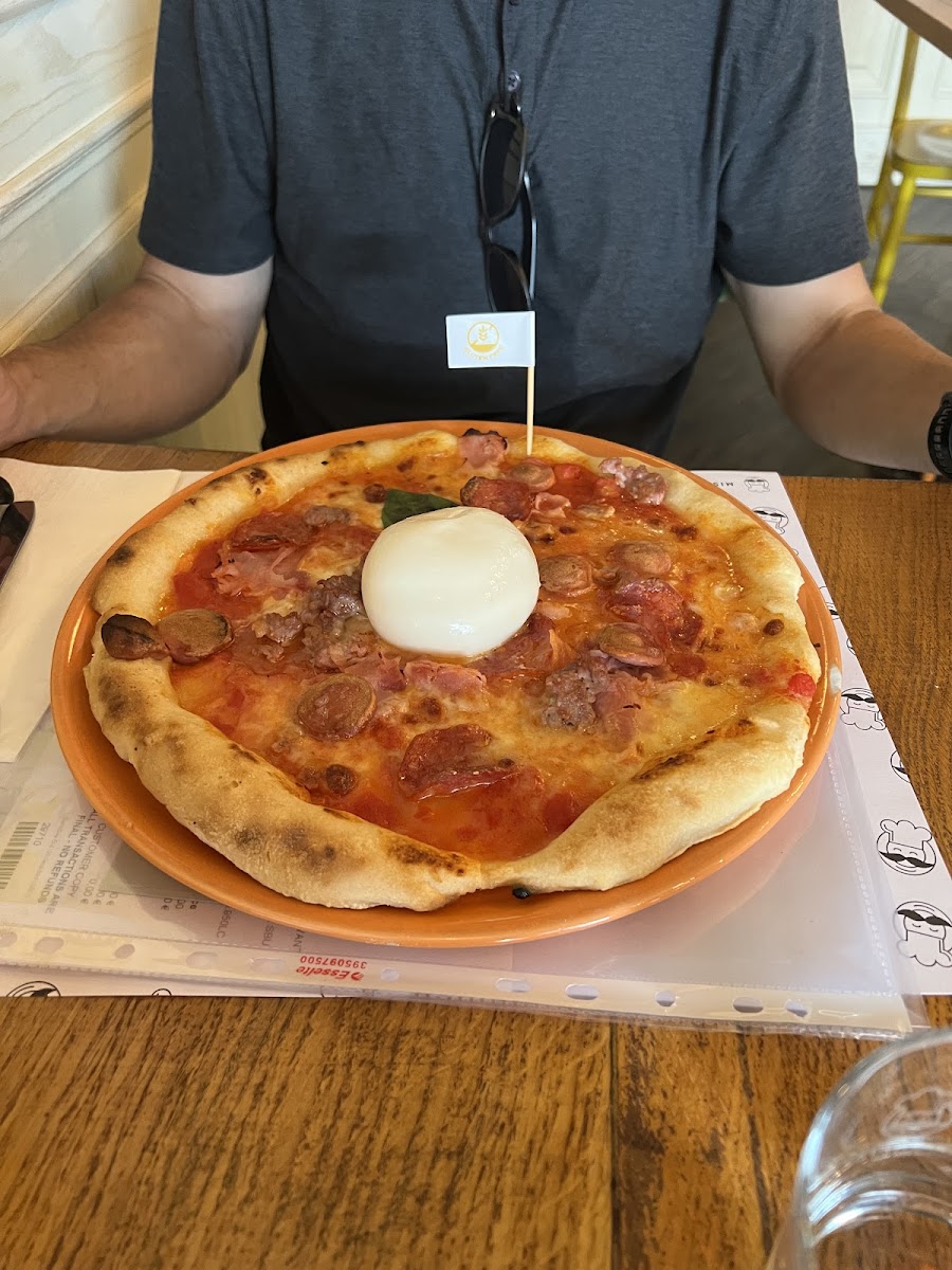 Gluten-Free Pizza at Mister Pizza