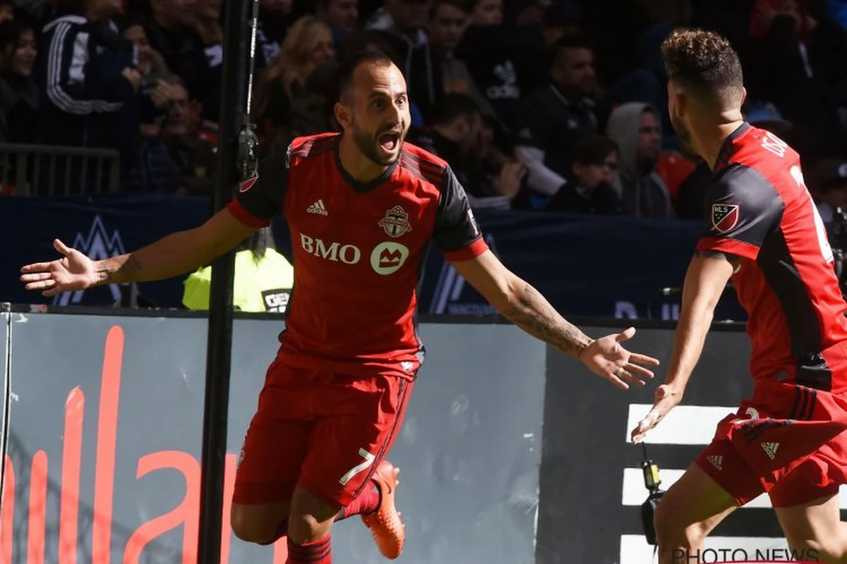 VIDEO: Le Footballeur pro de l'année 2015 s'offre un doublé en MLS