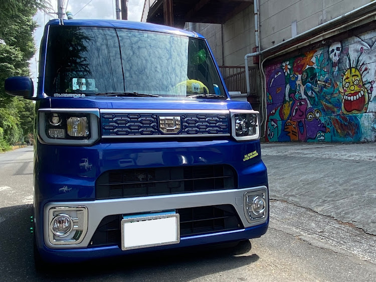 ウェイクの全日本七百式愛好会・Graffiti wall・低そうでもないし低くもない少しケツが高いクルマ・洗車したら📸撮り行きたくなるよね🫠・おしりかじり虫モドキに関するカスタム事例の投稿画像4枚目