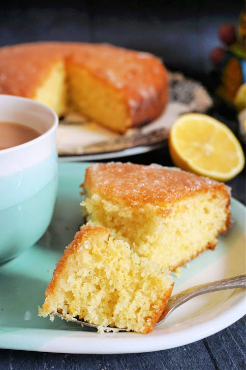 Lemon sponge cake