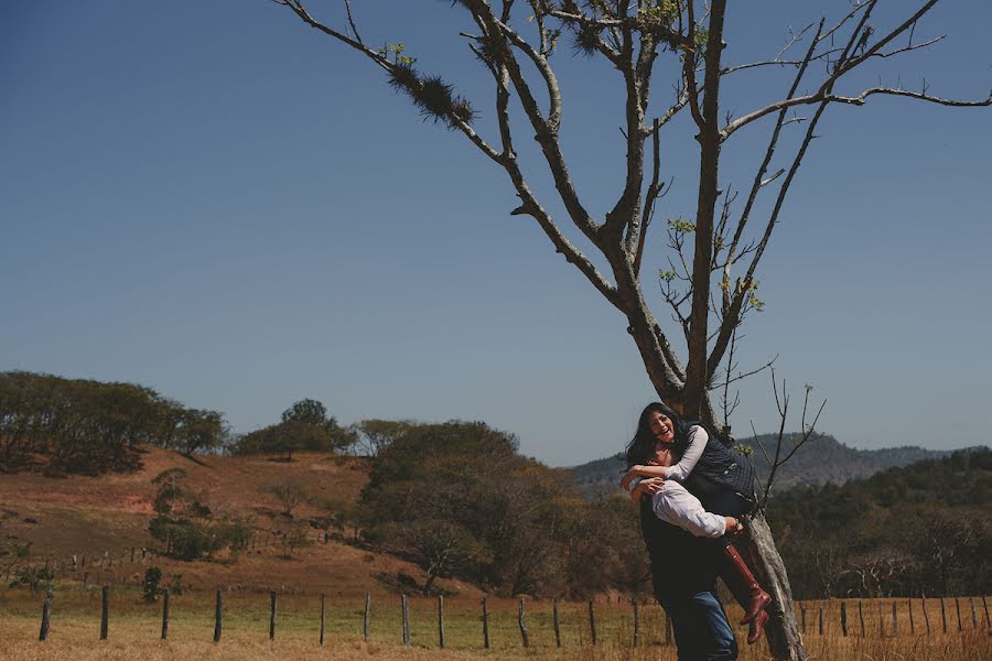 Bryllupsfotograf Nahún Rodríguez (nahunrodrigu). Bilde av 29 april 2016