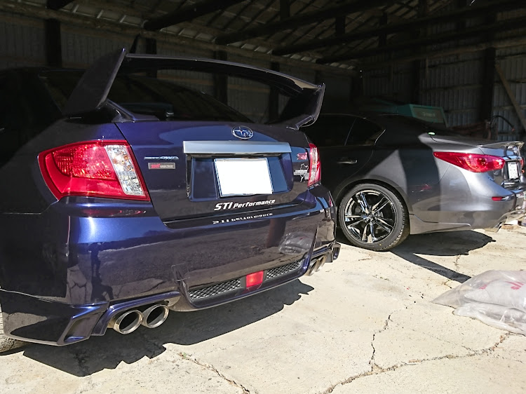 レガシィB4の洗車・北海道・インプレッサWRXSTI・スカイラインハイブリッド・スカイラインに関するカスタム事例の投稿画像2枚目