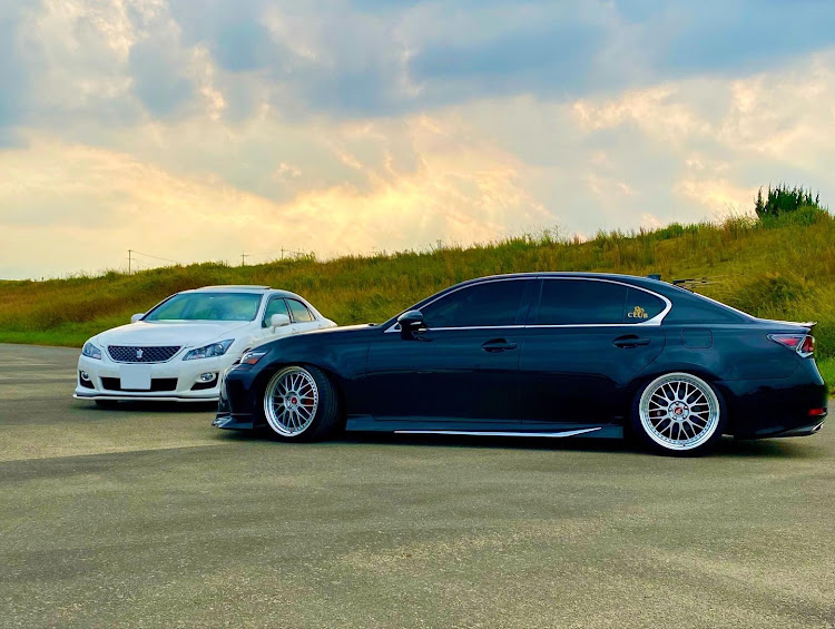 GSのLEXUS gs・モデリスタ・MTお疲れ様でした・コラボありがとうございました・黒塗りセダンに関するカスタム事例の投稿画像2枚目