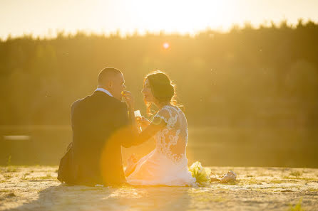 Fotógrafo de casamento Ivan Denezhko (denezhko). Foto de 12 de abril 2022