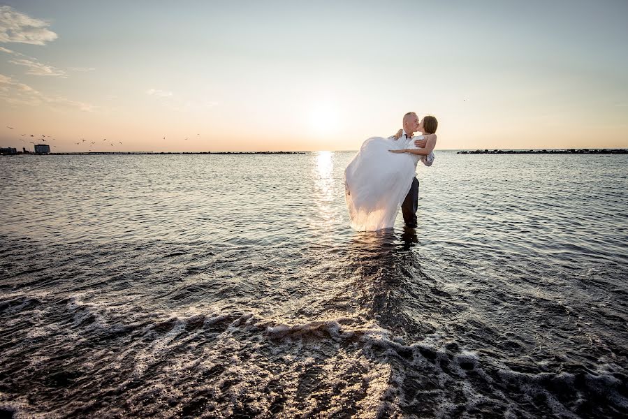 Fotografo di matrimoni Marcin Lupke (marcinlupke). Foto del 25 settembre 2018