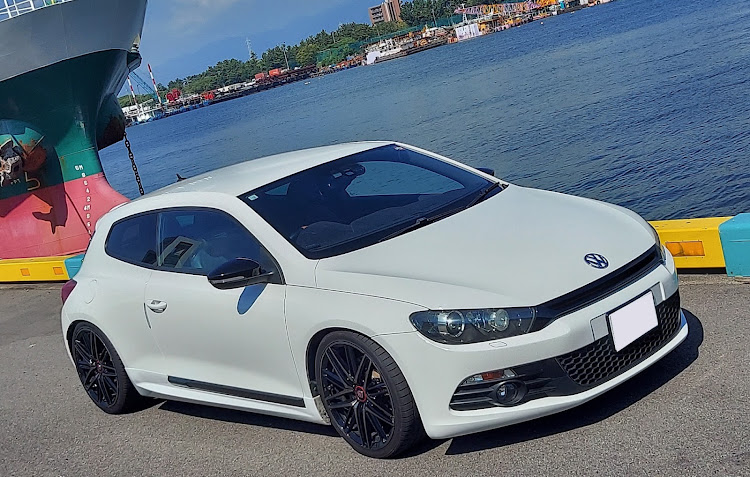 シロッコのこの車を選んだ理由・国産に魅力あるクルマなし・ツインチャージャー・ドアながぁ〜😅・輸入車初心者に関するカスタム事例の投稿画像4枚目